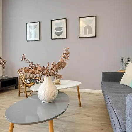 The Flaubert Flat And Car Park In The Town Centre Appartement *